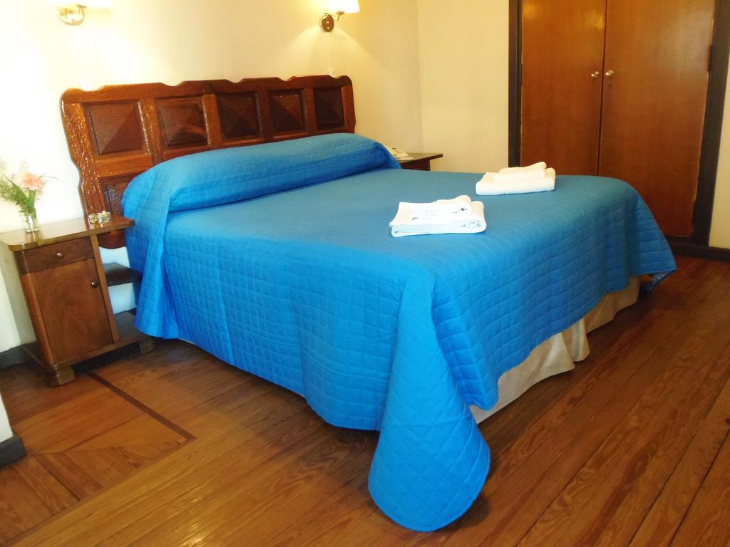City Hotel Mar Del Plata Room photo